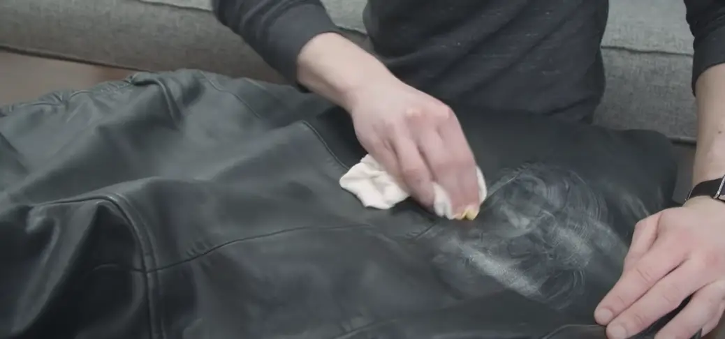 Tips on Dry Cleaning and Handling Leather Jackets
