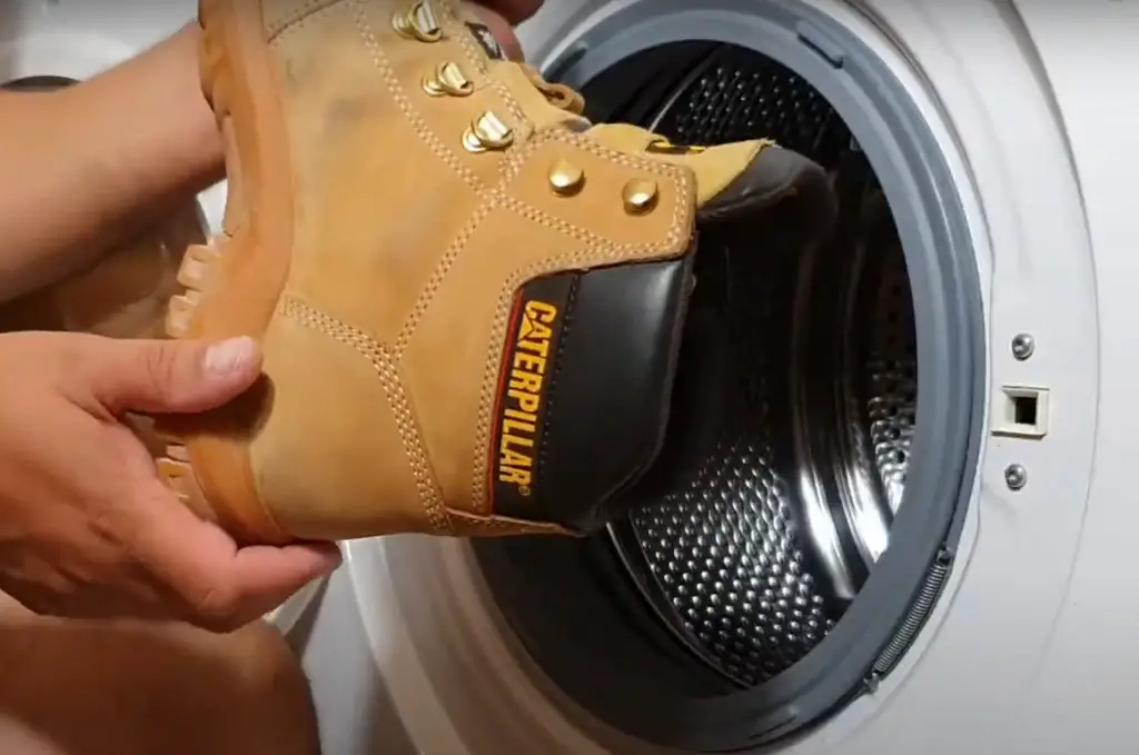 How to Wash Suede Shoes in the Washing Machine?