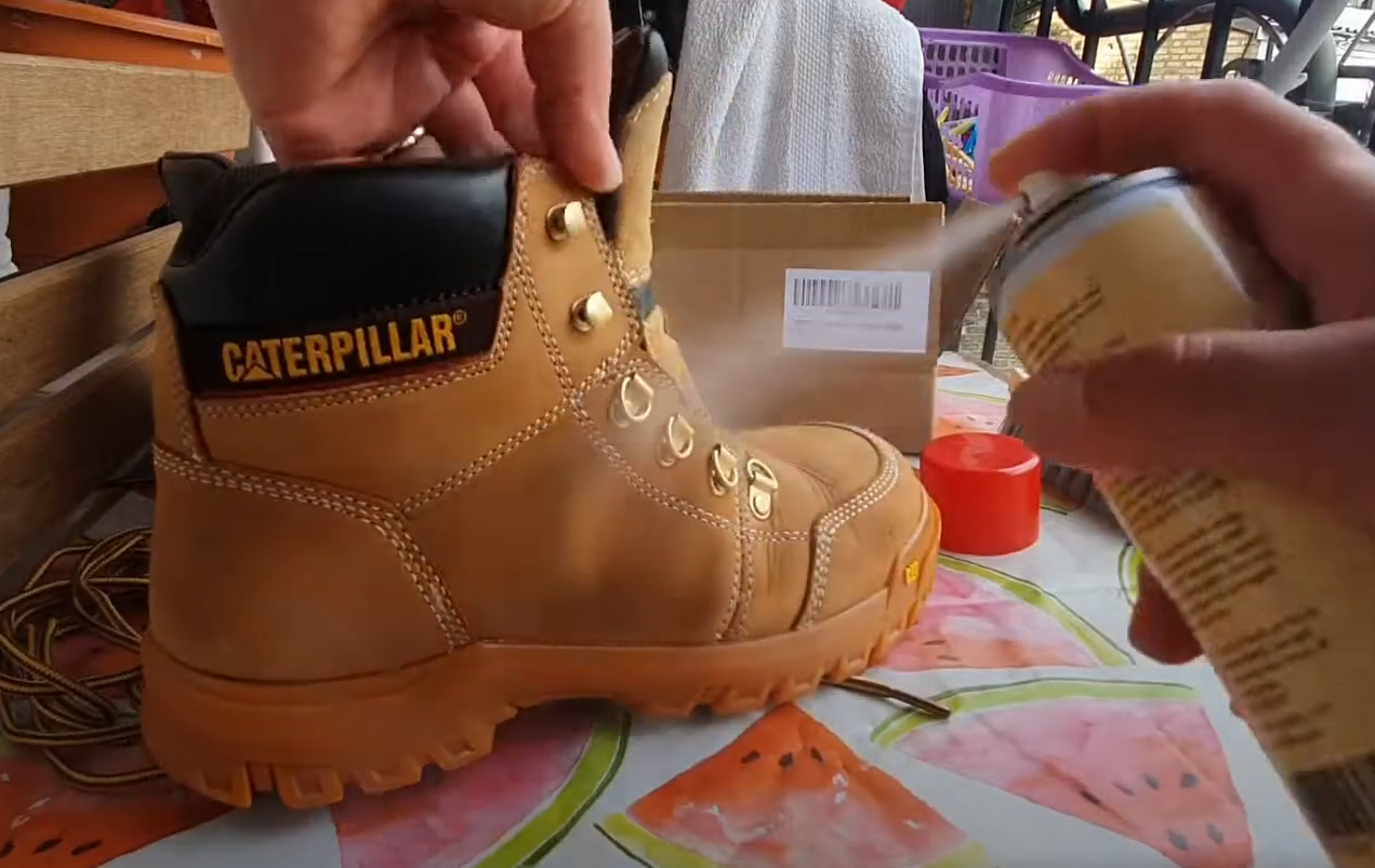 Can You Put Suede Shoes in the Washer? LeatherProfy