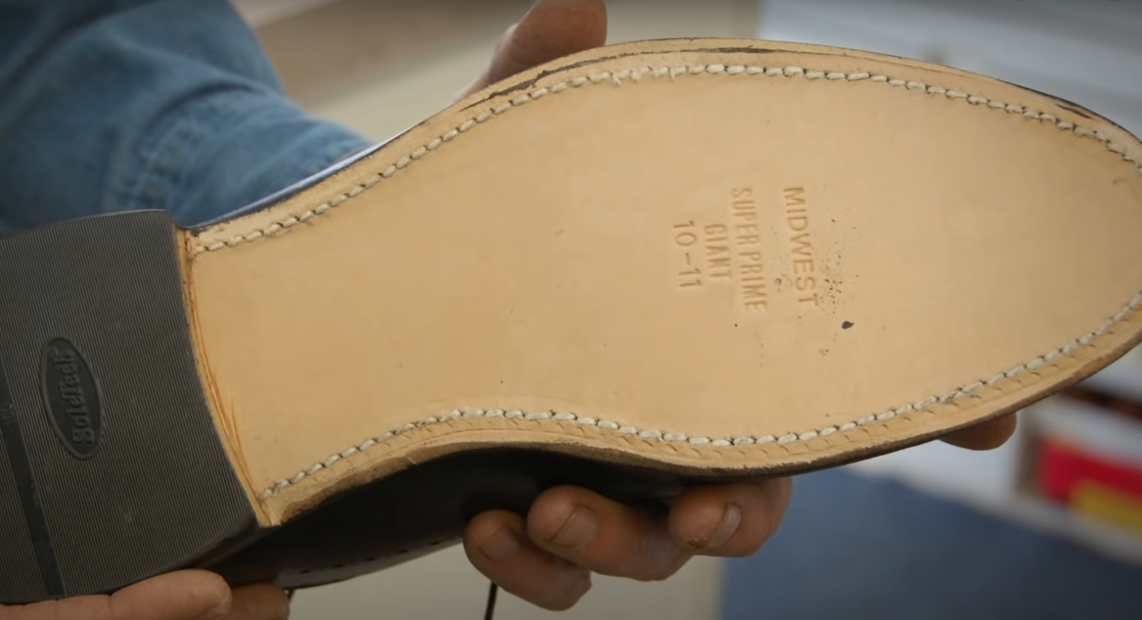 Leather vs. Rubber Sole What’s the Difference? LeatherProfy