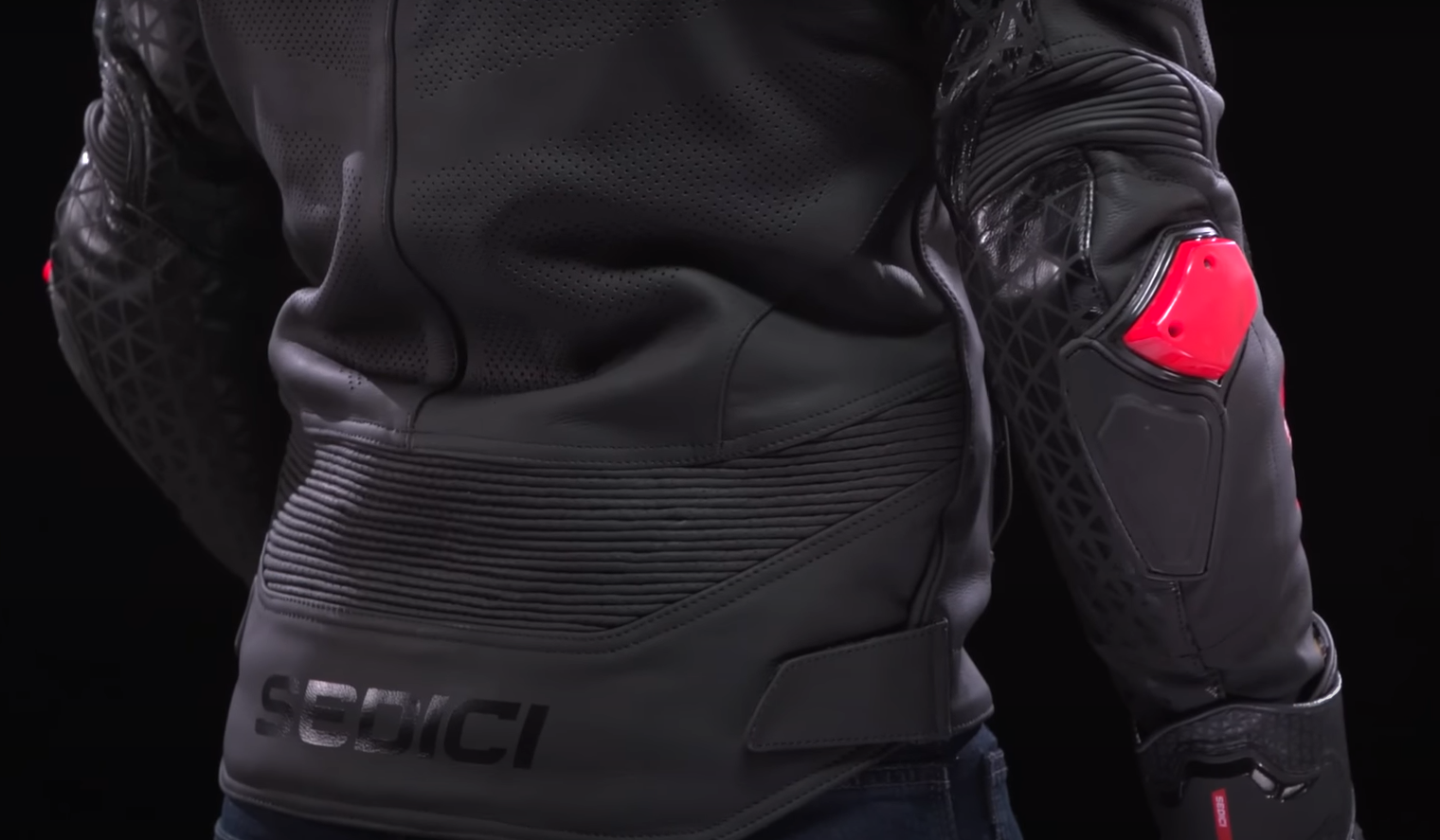 Leather vs. Textile Motorcycle Jacket Which is Better? LeatherProfy