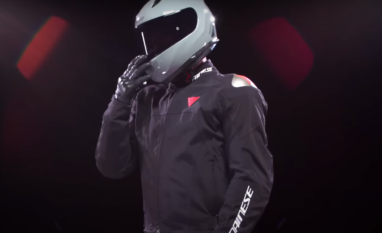 Leather vs. Textile Motorcycle Jacket Which is Better? LeatherProfy