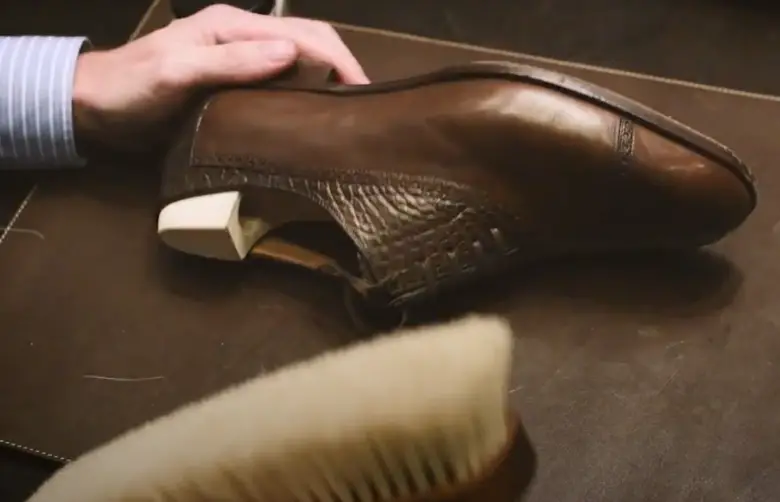 How to Clean Calfskin Leather? LeatherProfy
