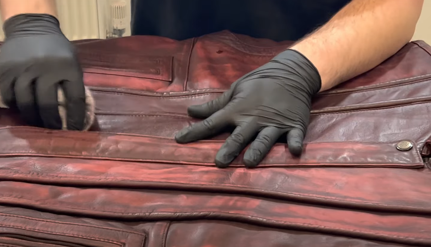 How to Dye a Leather Jacket? LeatherProfy