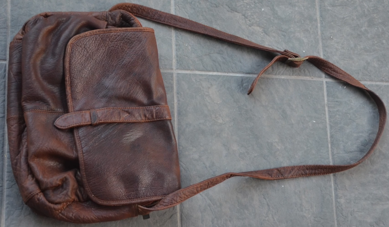 How to Soften a Leather Purse? LeatherProfy