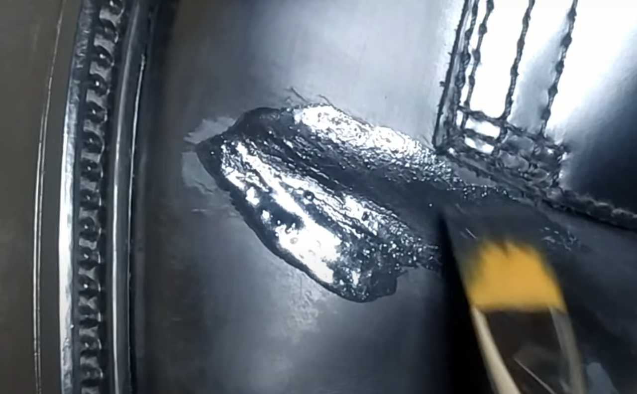 How to Fix Cracked Leather Shoes? LeatherProfy