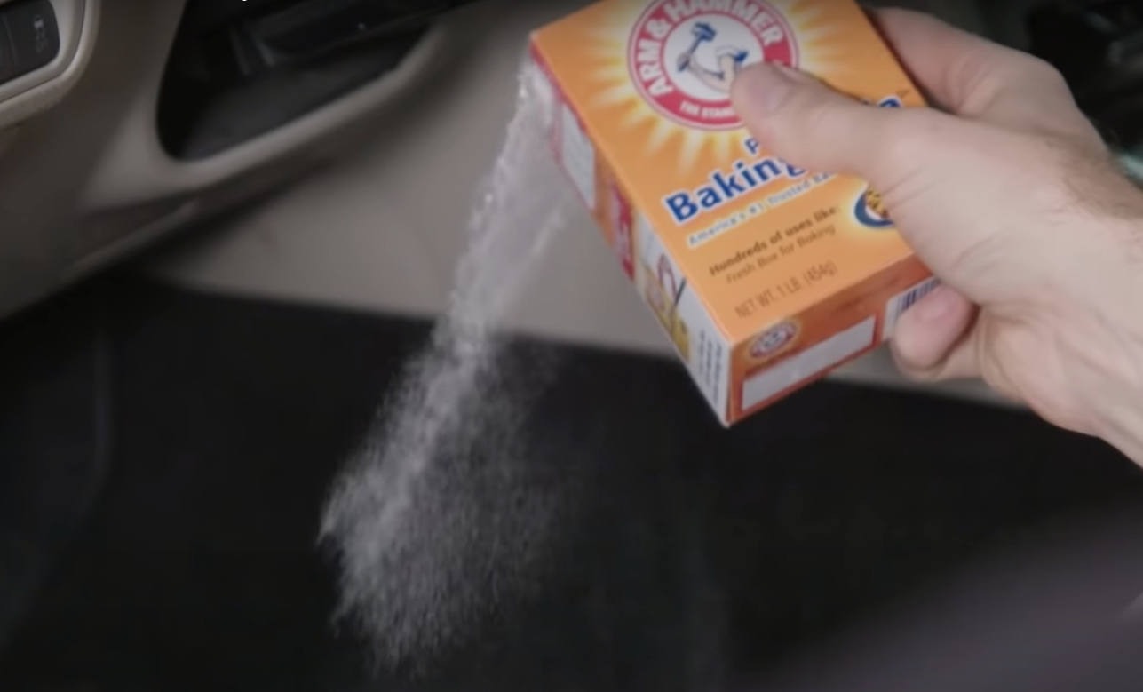 How to Remove Leather Smell? LeatherProfy