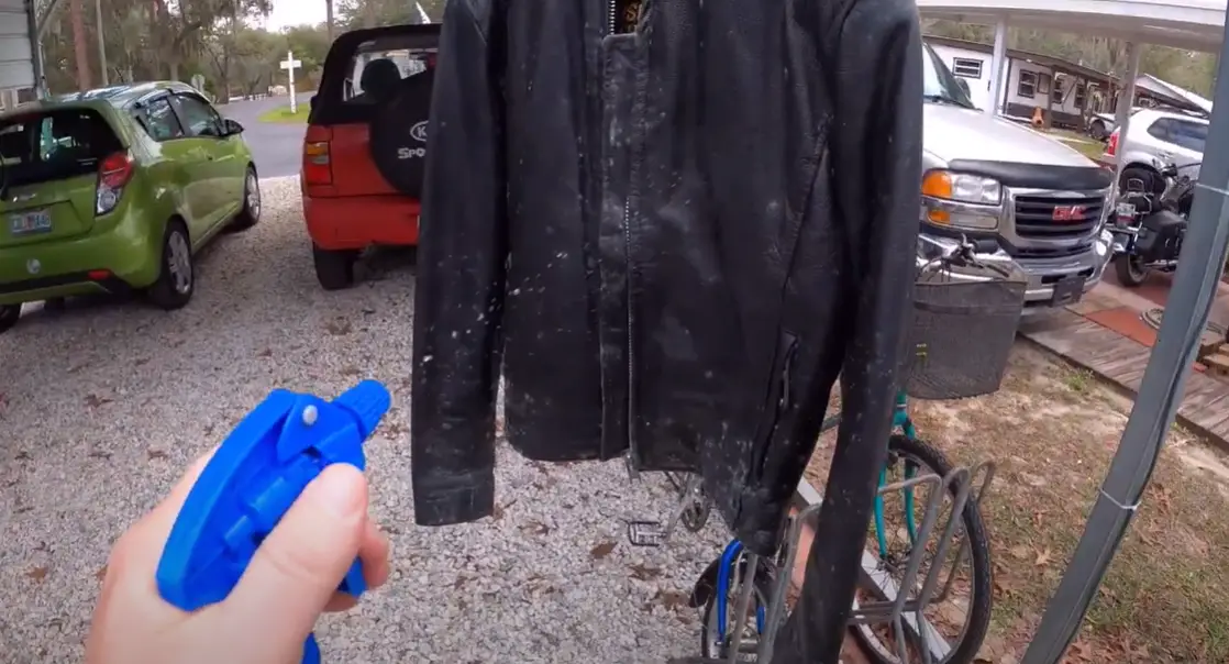 Does WD-40 Remove Ink From Leather? - LeatherProfy