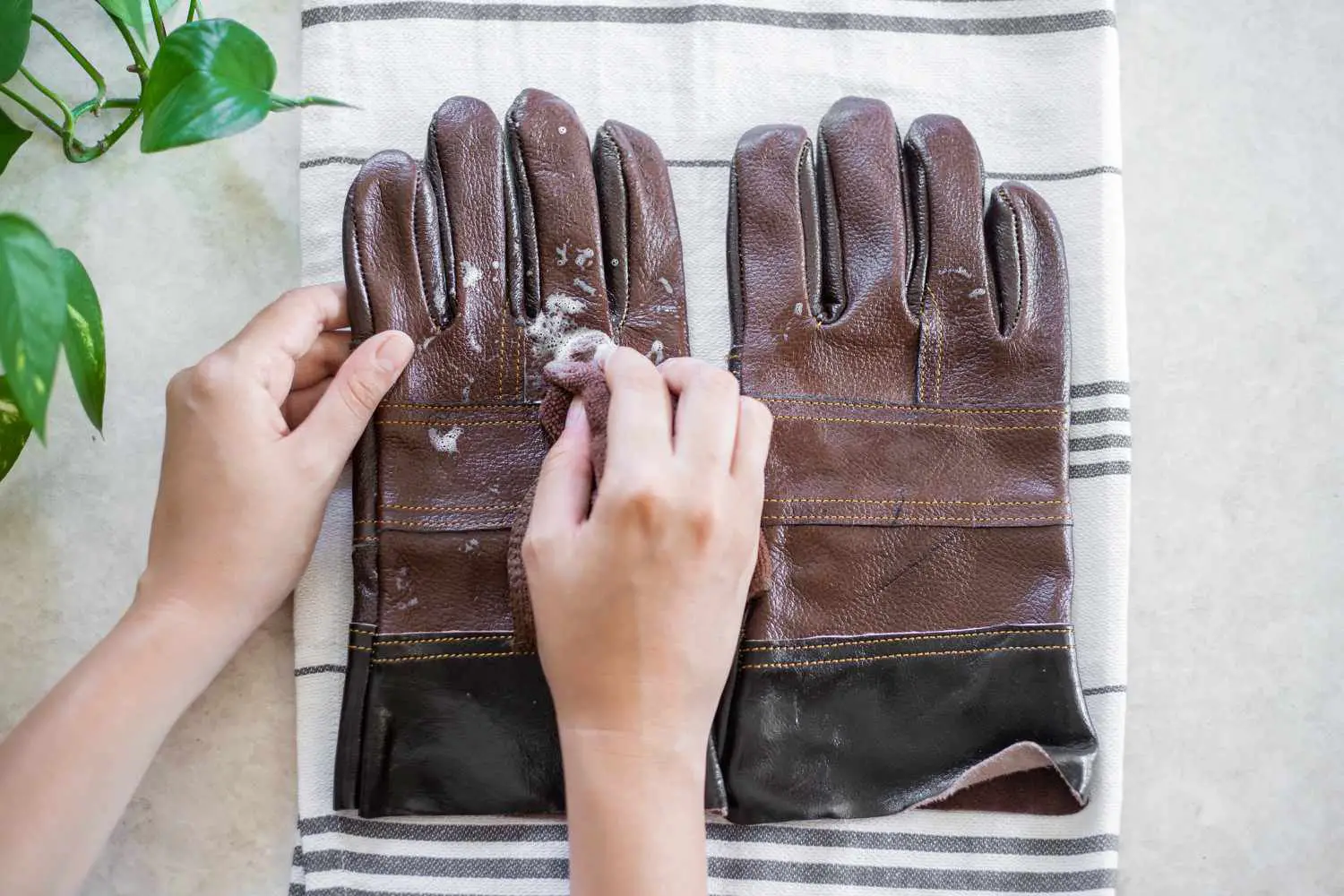 How do you wash 100% leather gloves