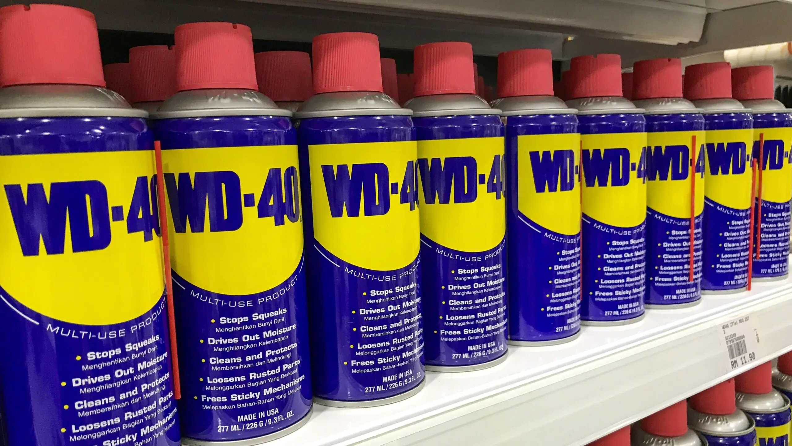 Is wd40 good for leather gloves