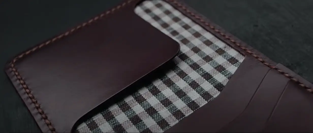 How to Glue Leather to Fabric? LeatherProfy