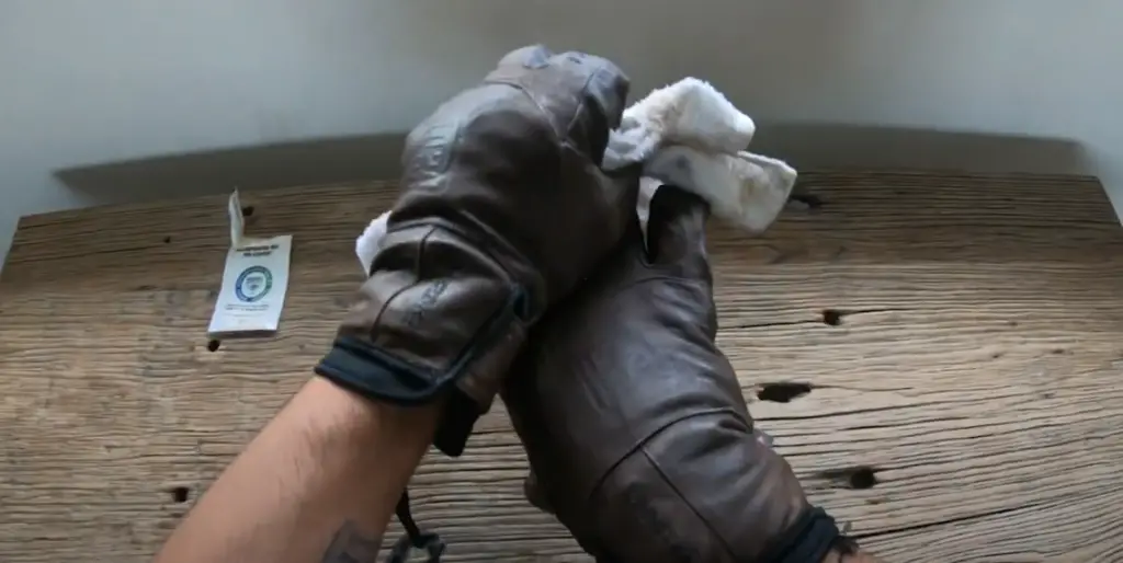 Bake Your Gloves