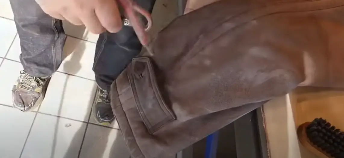 How to Stop Leather From Staining Clothes? LeatherProfy